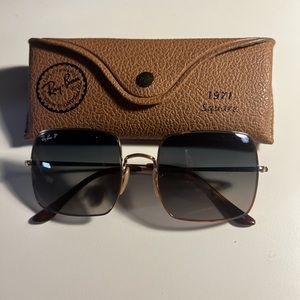 Ray Ban Square 1971 Classic Sunglasses